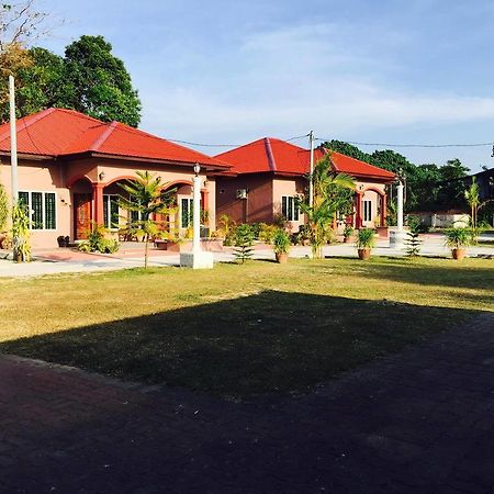 Harmony Guesthouse Sdn Bhd Padang Mat Sirat Exterior foto